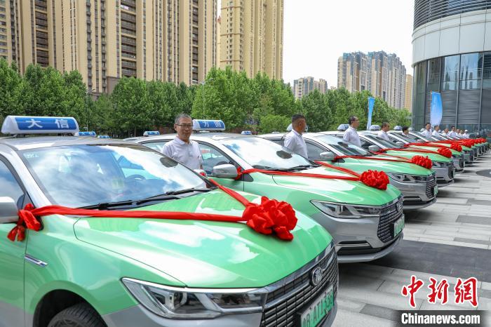 赛酷体育山东加疾结构干净能源家产 让经济底色更“绿”(图3)