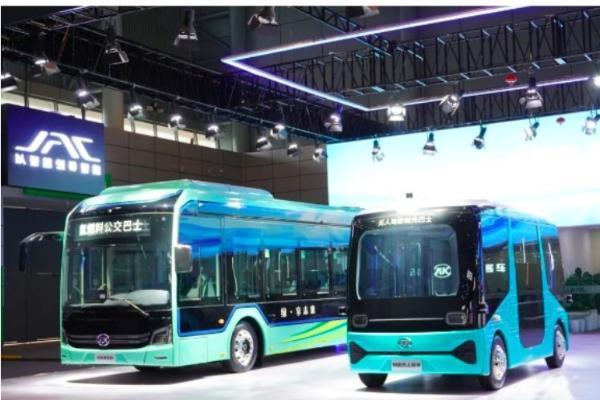 赛酷体育“绿牌”新政落地：上海2024年新能源车执照申领条目收紧